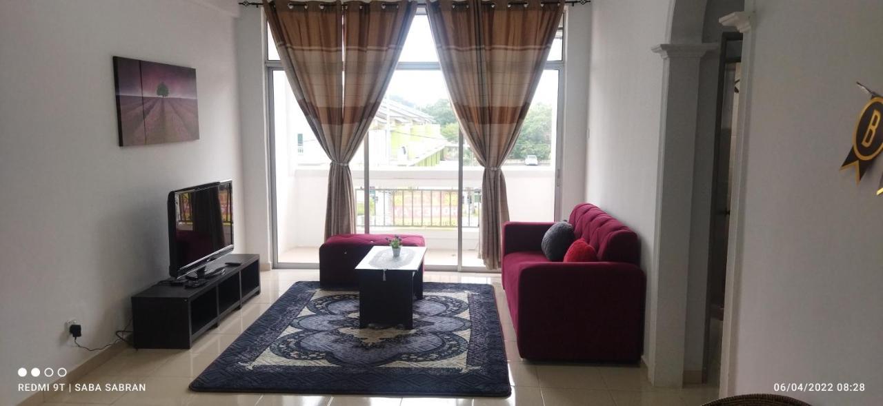 D'Zara Homestay เซปัง ภายนอก รูปภาพ